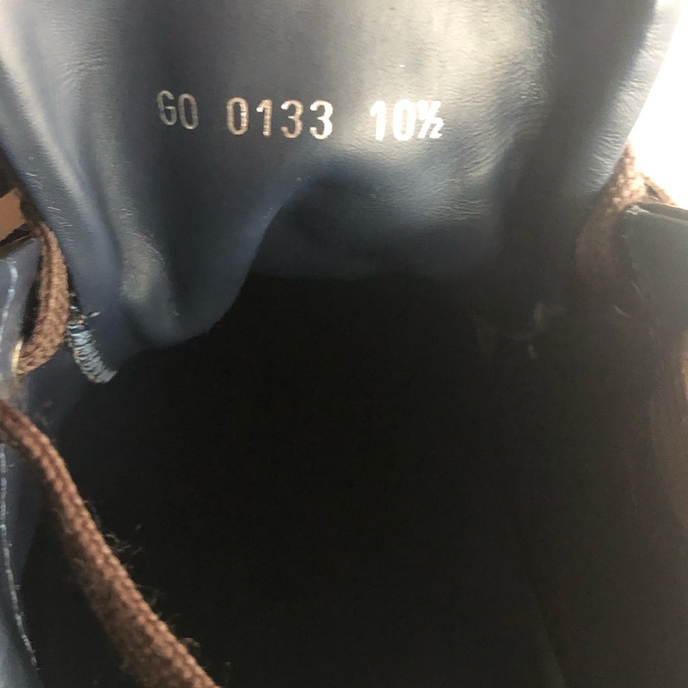 Louis Vuitton Damier Low Top Men’s Sneaker - Picture 6 of 7